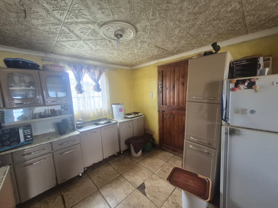 2 Bedroom Property for Sale in Kwazakhele Eastern Cape